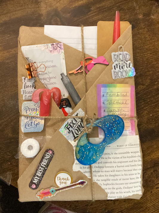 Pages & Pieces Adult Pack